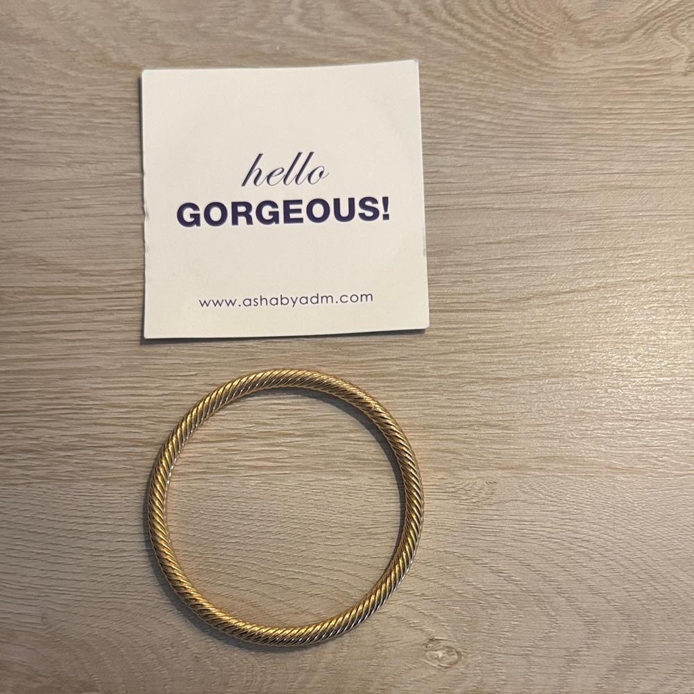 Chic Asha Gold-Tone Twisted Bangle